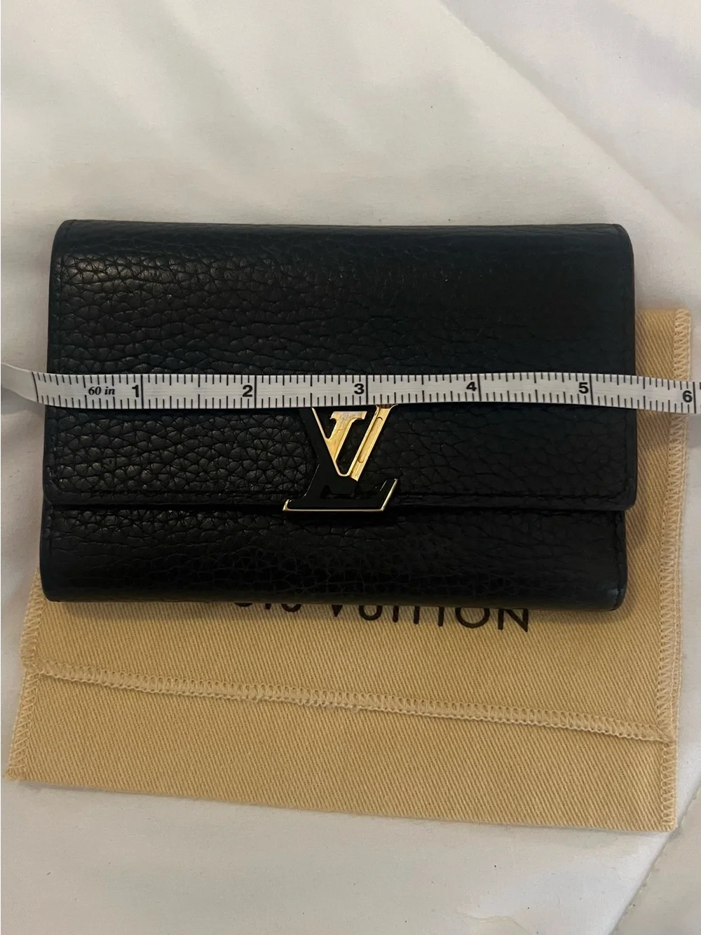 Louis Vuitton Black Pebbled Leather Compact Wallet with Gold LV Emblem - Picture 4 of 16